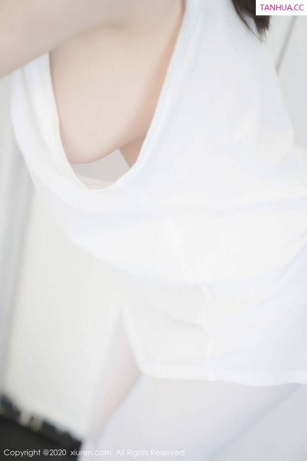 黄米妮  米妮大萌萌 [XiuRen]高清写真图 2020.09.14 No.2557 糯美子Mini第25张图片